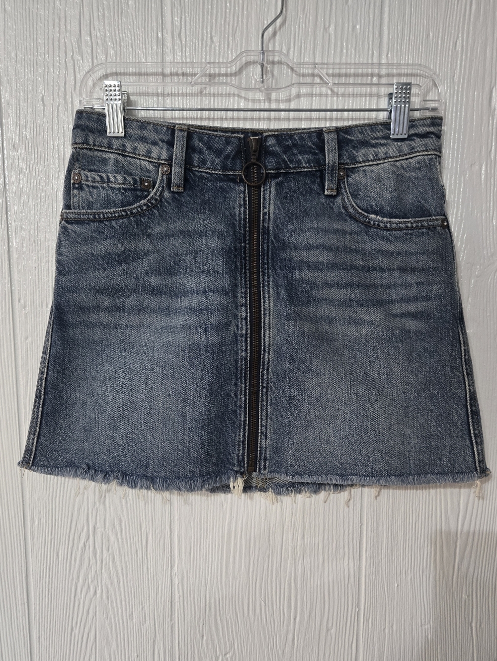 We The Free Full Zip Front Short Skirt Womens 25 Blue Denim Mini Grunge Raw Hem